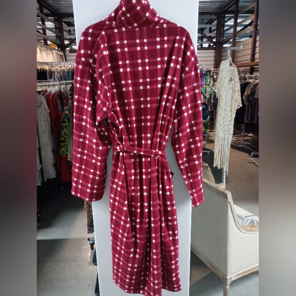 Goodfellow & Co. Red Plaid Robe - Picture 2 of 10